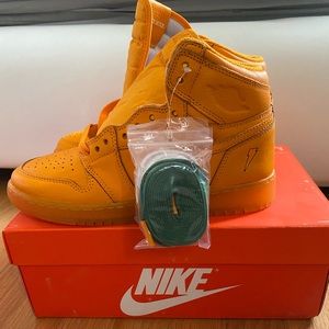 Nike Gatorade Sneakers